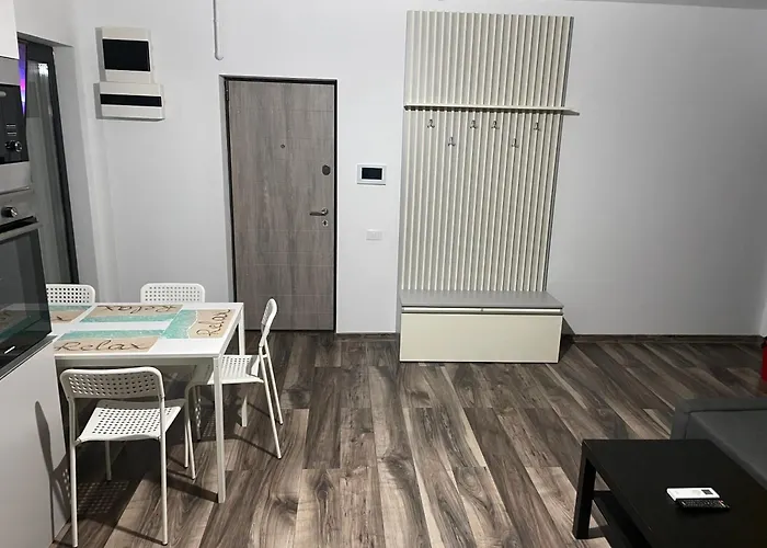 Amely Mamaia Nord Apartment *