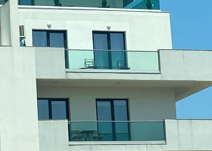 Amely Mamaia Nord Apartment *